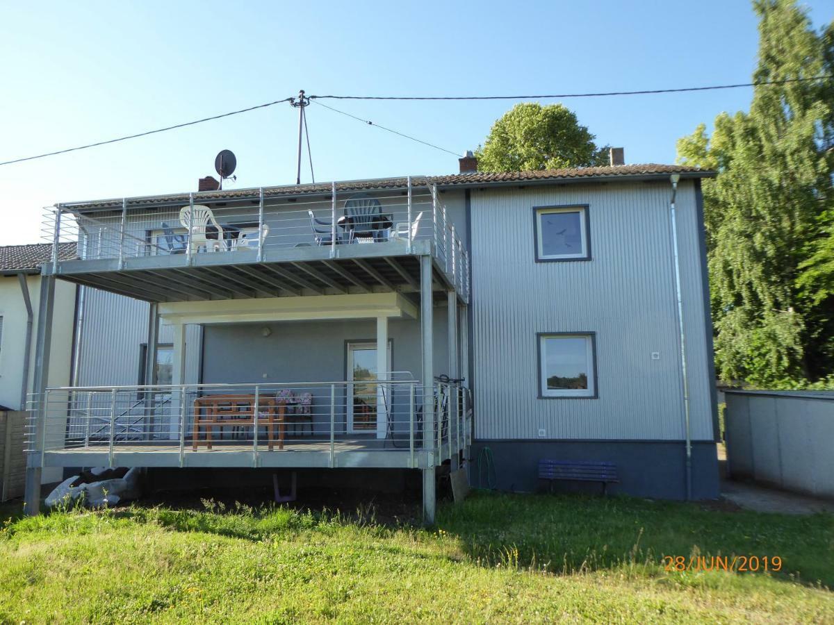 Bärenhaus Ferienwohnungen Püttlingen Exterior foto